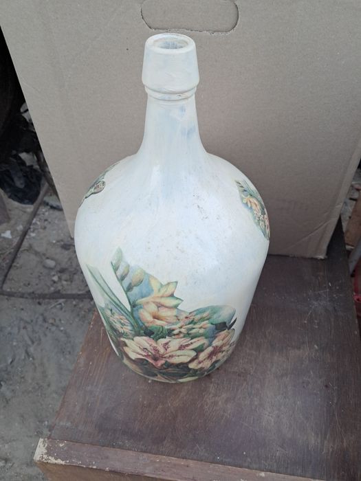 Garrafao de vidro pintado a mão