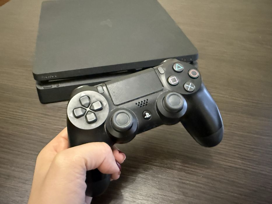 Sony ps4 slim 512