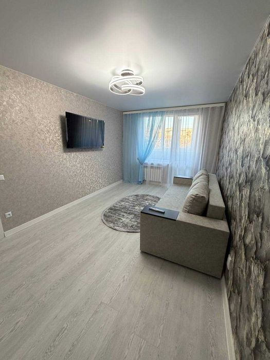 Продам VIP 2-х к.кв. Салтовка, 608 мр-н, м.Студенческая с ремонтом, мебелью, техникой