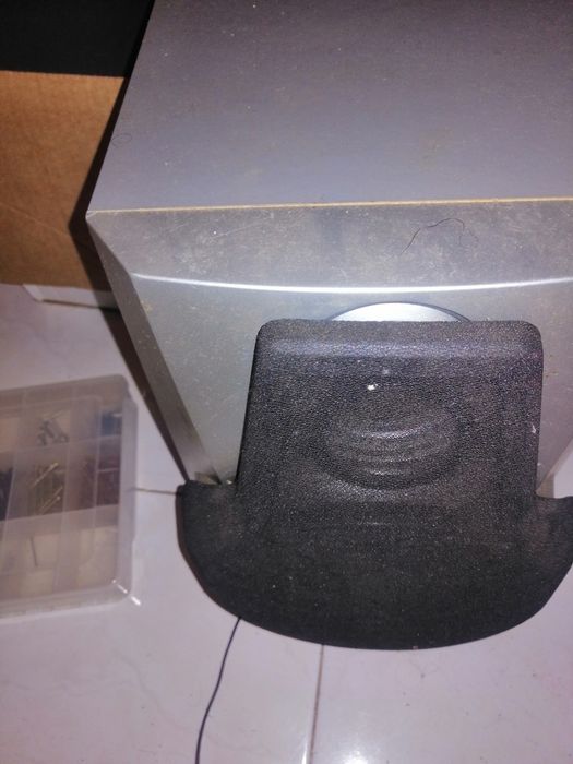 Aparelhagem a funcionar ou para peças