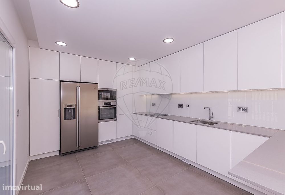 Apartamento T4 para venda