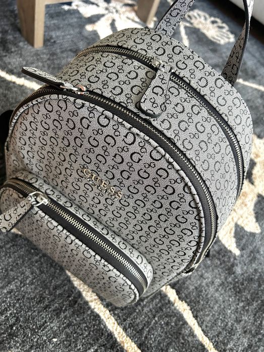 Guess plecak z logo