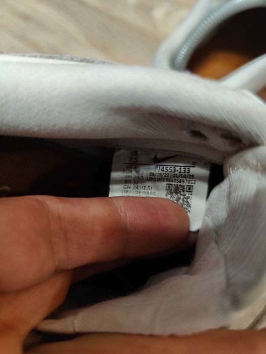 Продам кросівки Nike Dunk Low Women Needlework FJ4553-133