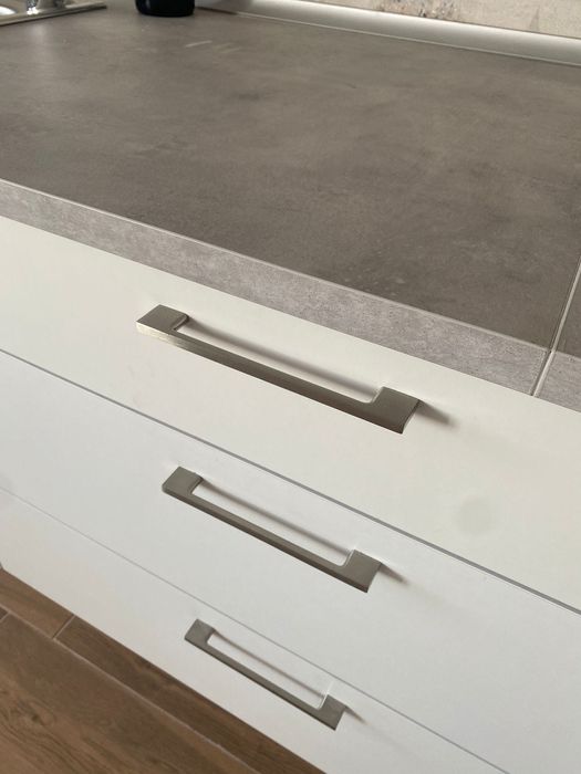 Conjunto cozinha: móveis, pedra de bancada e forno + placa, NOVOS