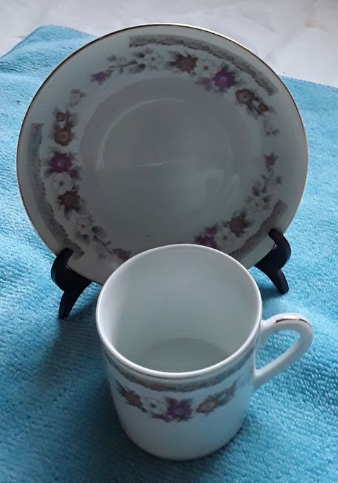 Conjunto 4 chávenas de café + pires, made in China