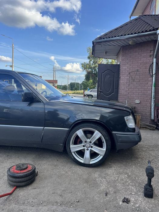 W140 W124  комплект кришка багажника задний бампер фонарь капот дверь