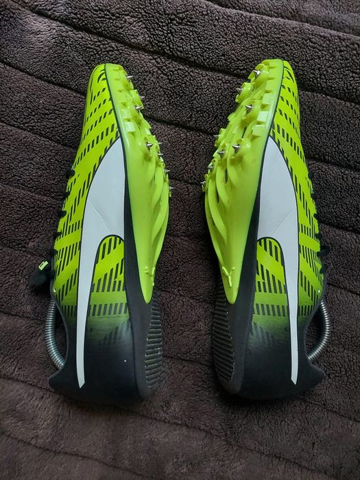 Шиповки фірми Puma Evospeed Sprint 7 оригінал

Розмір по бірці:

UK 1
