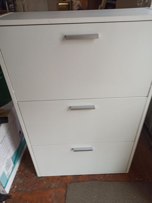 Тумба для обуви.