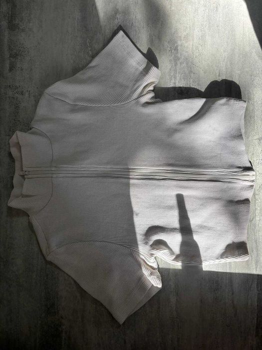 Футболка жіноча біла (нова і укр пошти)