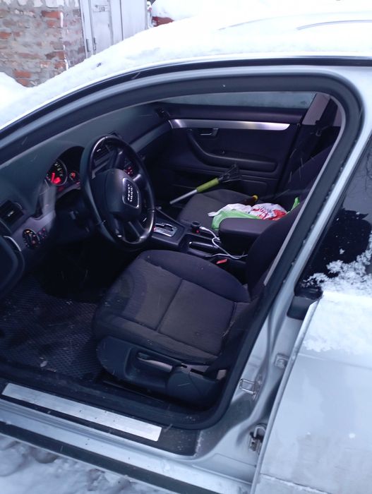 Продам Ауди А4 В7 газ