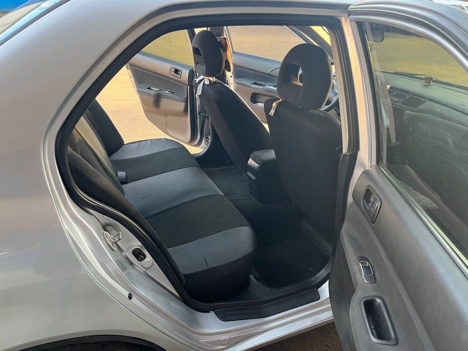 Mitsubishi lancer 2008