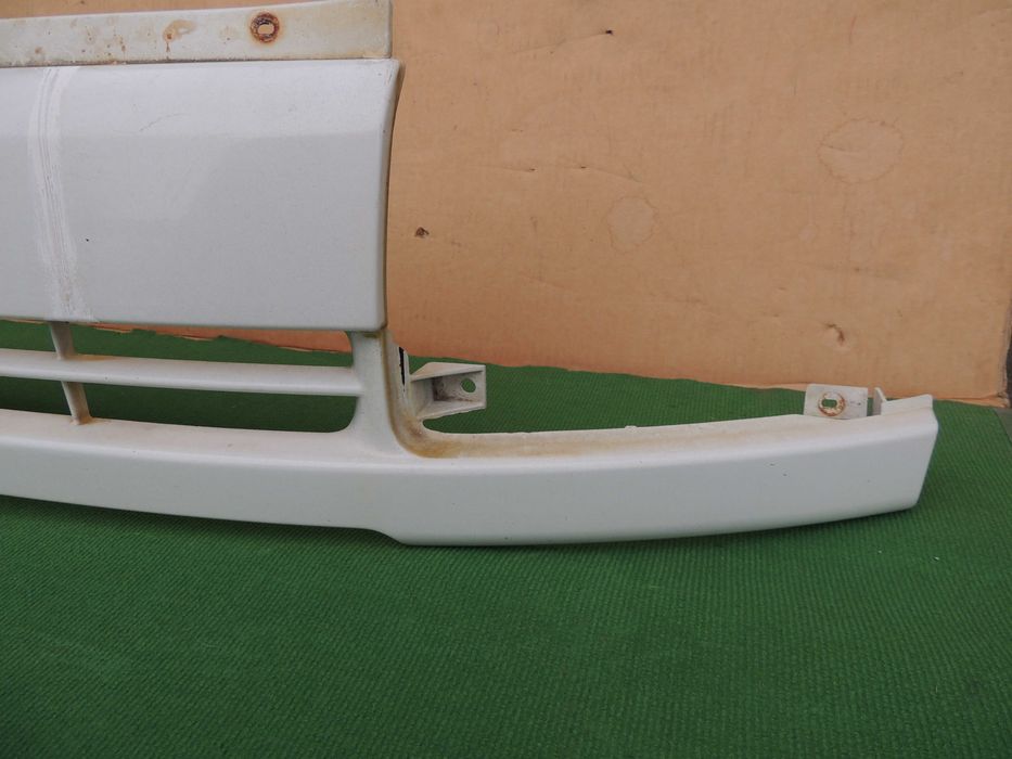 Atrapa grill Renault Master 2 II 98,99,00,01,02 BIAŁA BIAŁY