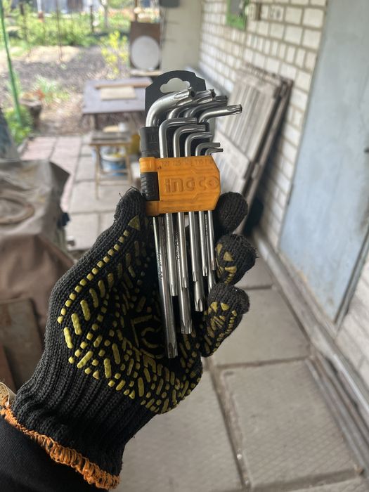 Продам набор ключей