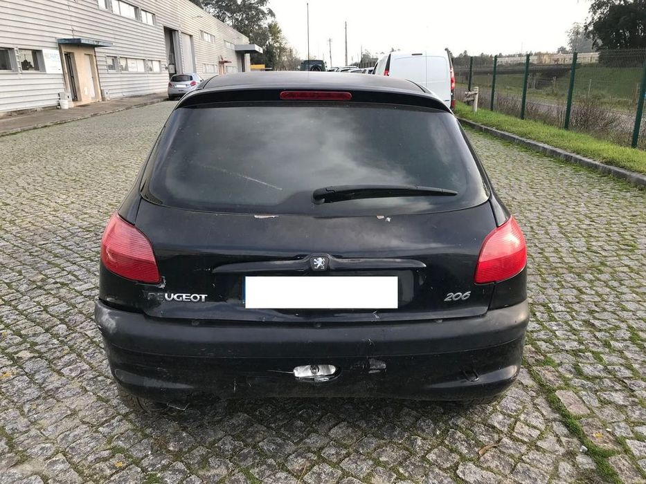 Peugeot 206 1.1 3P 2001 - Para Peças