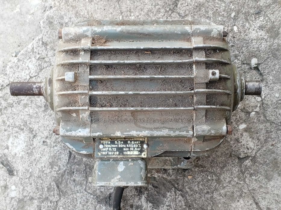 Электродвигатель