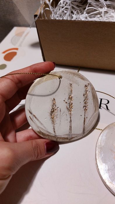 Новорічні іграшки на ялинку