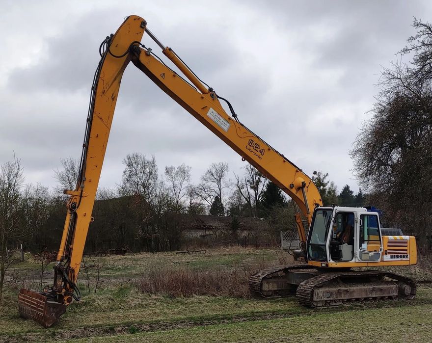 Liebherr R924B HDSL Long Reach  Liebherr 924 long, wędka, zasięg 15m, kopanie 11m