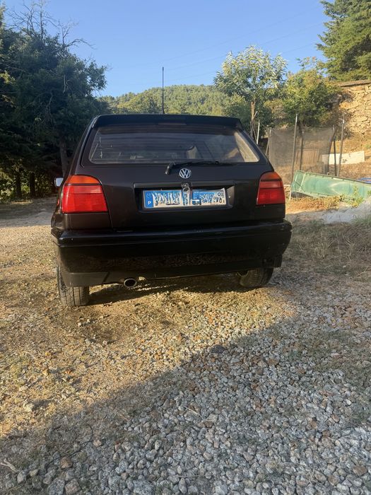 Vendo golf III 1.9D comercial
