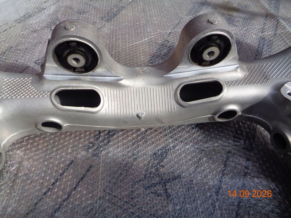 sanki tylne bmw 5 g60 g61 8831012 z 2026 roku nowe