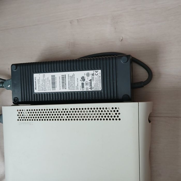 Приставка Xbox 360