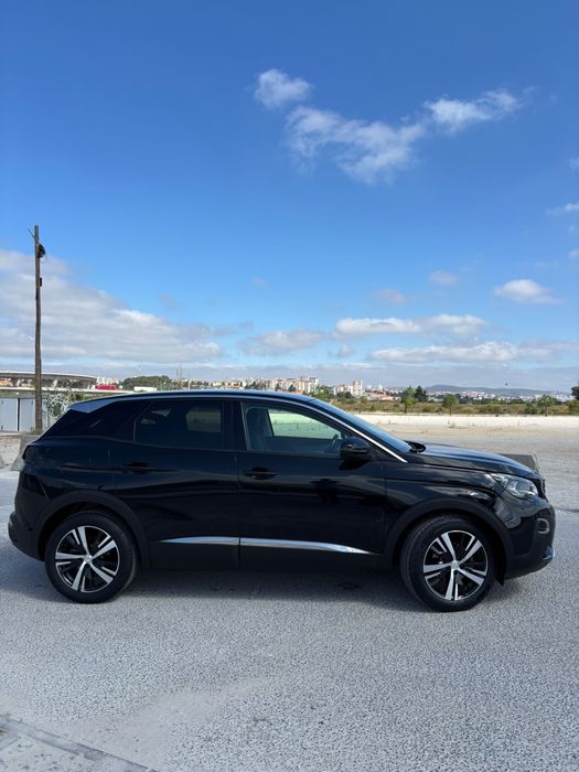 PEUGEOT 3008 2018