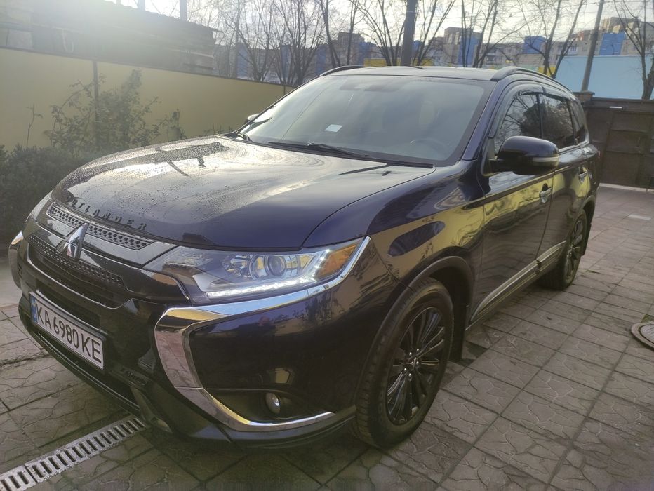 Продам Міцубісі Оутлендер