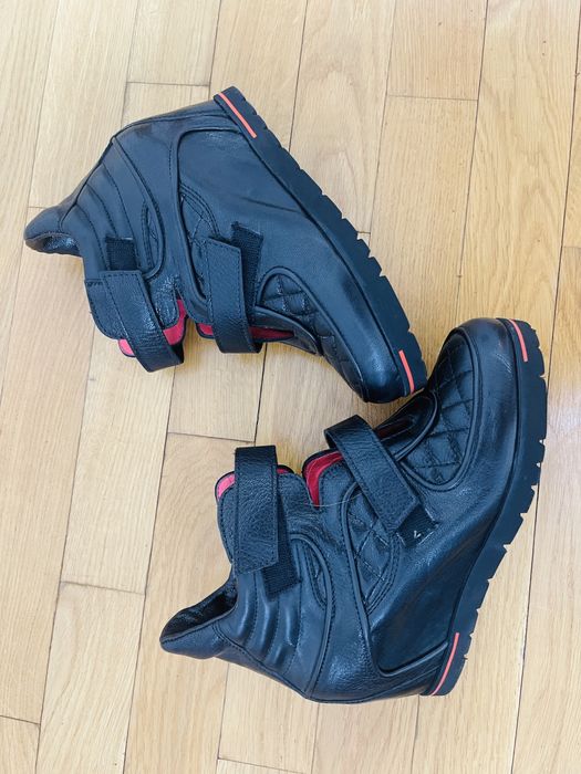 Стильні шкіряні снікерси