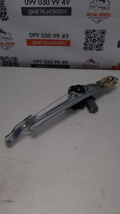 Продам внутрянку задньої лівої дверки на Acura ZDX.