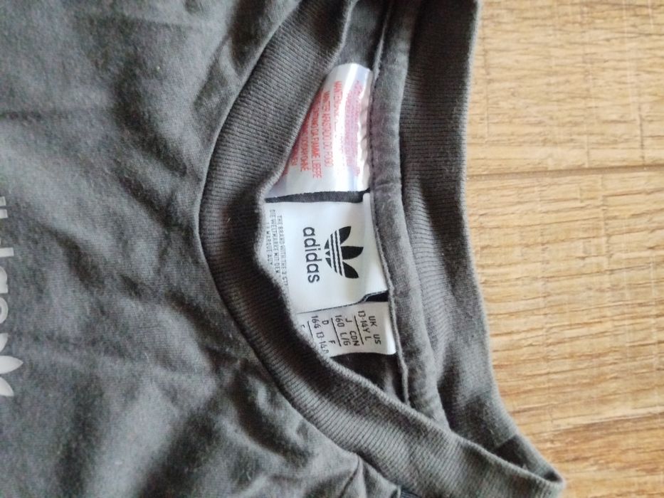 Футболка- Adidas колір сірий