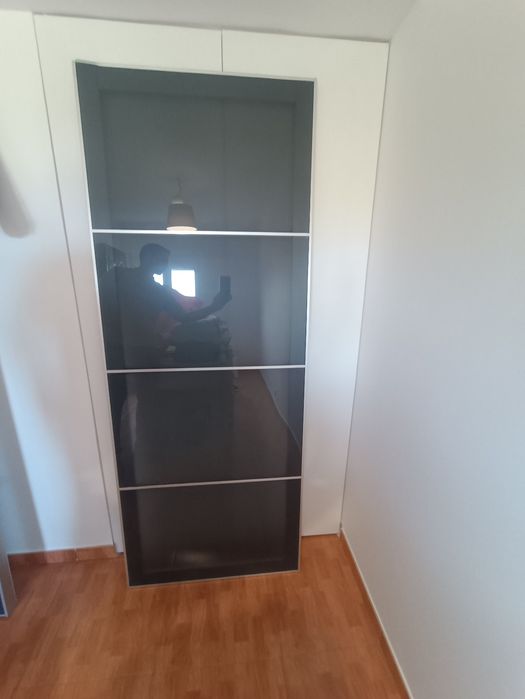 Porta Roupeiro PAX Svartisdal