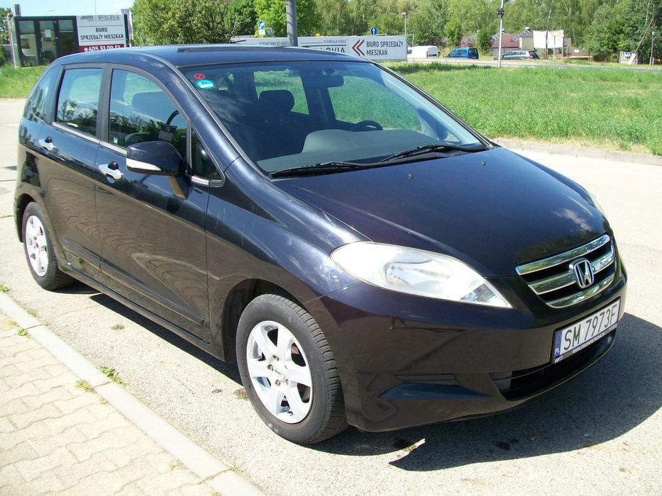 Honda FR-V