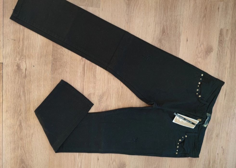 Dżinsy Stradivarius rozmiar M, L