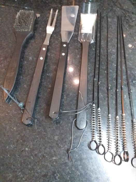 Utensílios/ Talheres inox NOVOS  para barbecue