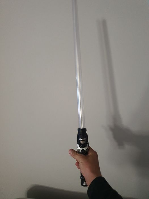 Miecz zabawka dla dziecka ŚWIECI GRA