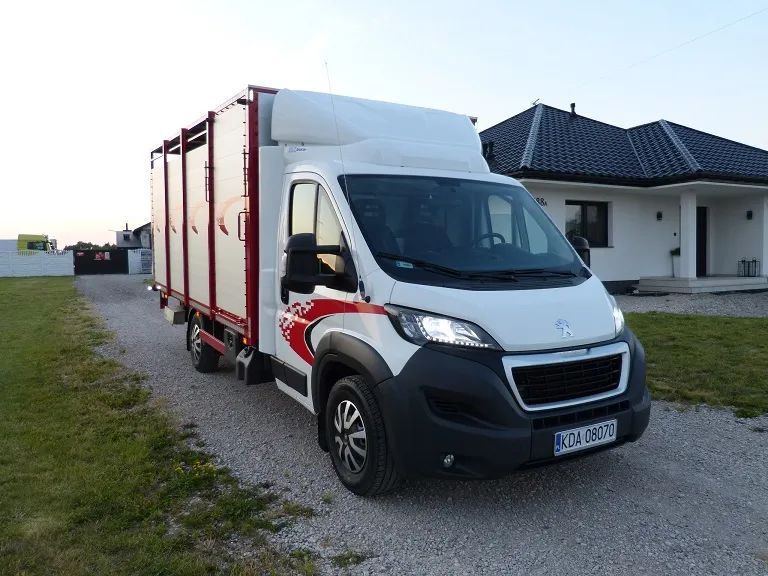 Peugeot BOXER DO ŻYWCA / ZWIERZĄT / BYDŁA / TRZODY CHLEWNEJ / EURO 6 / KAT. B / STAN PERFECT  xenon, klima, webasto, poduszki dł. 4.30 m