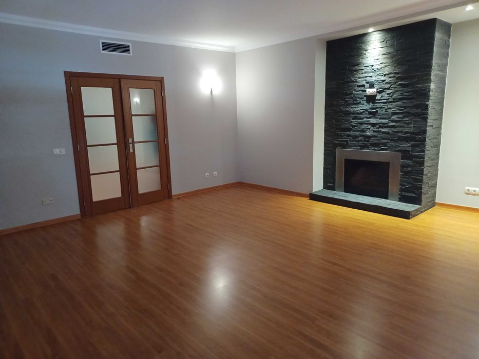 Apartamento para arrendar em Alcochete