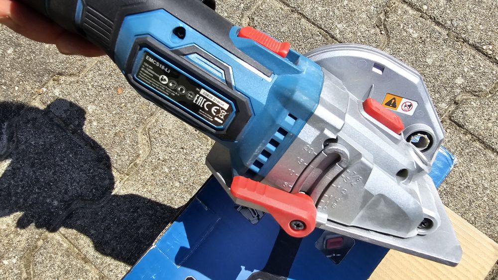 Erbauer minipilarka  super stan