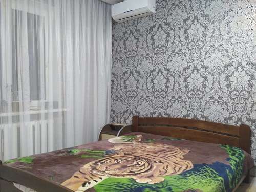 ПОСУТОЧНО 2к, Обл больница, Заболотного, Сити Центр