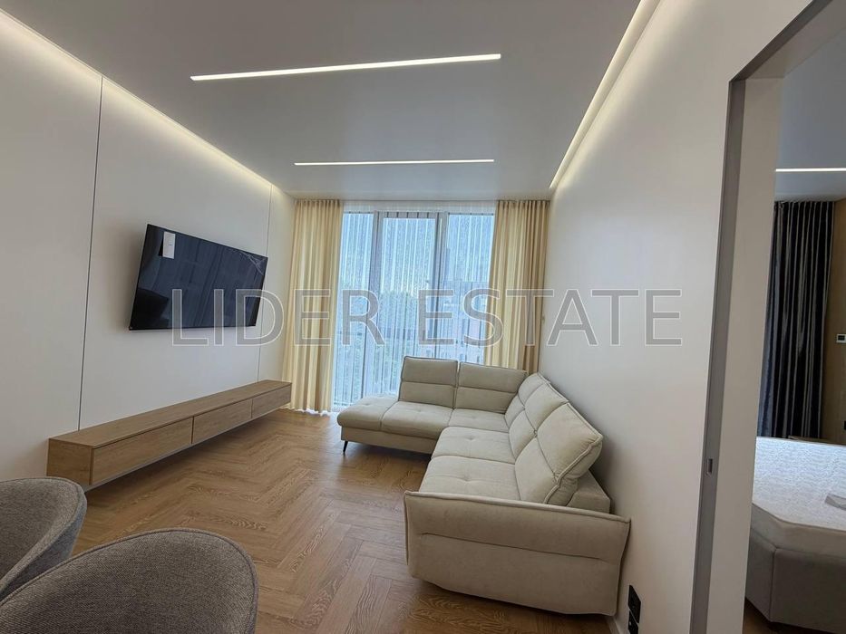 Продаж 2-кімнатної квартири в ЖК Uzh Towers | Слов'янська набережна, Ужгород