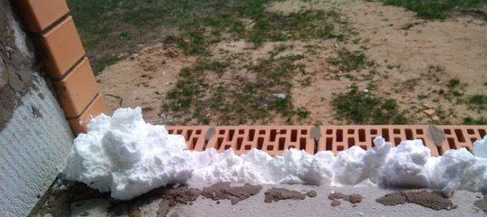 Утеплення повітряного прошарку Будинки рідким пінопластом (Дах, Стелі)