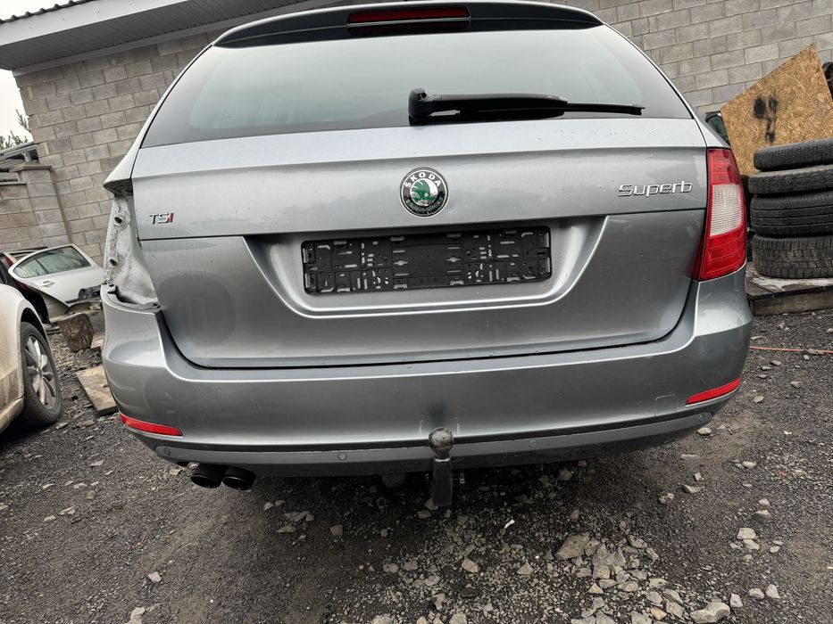 Бампер Суперб2 Суперб 2 Шкода Superb 2