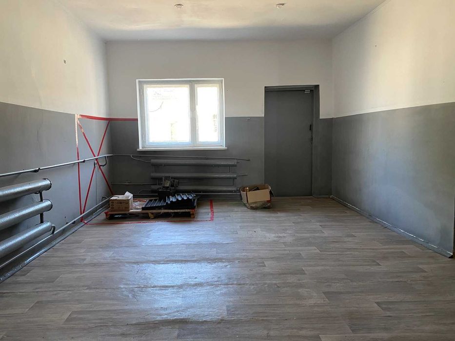 Продаж приміщення вільного призначення в місті Ладижин