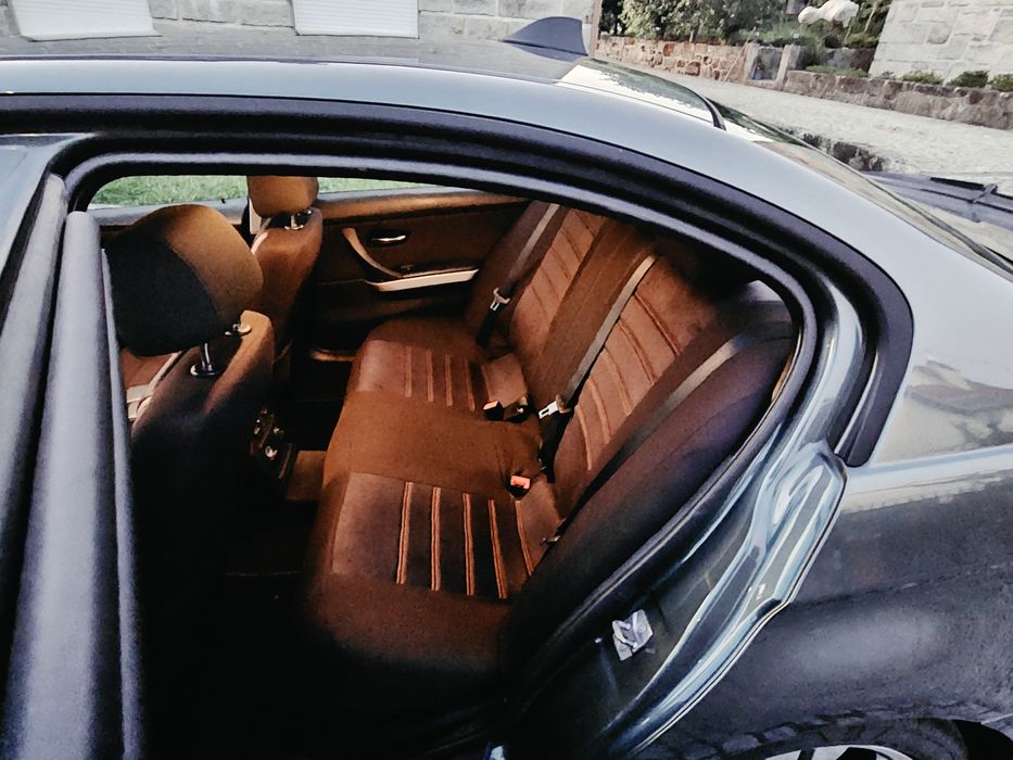BMW 320d LCI 220 cv