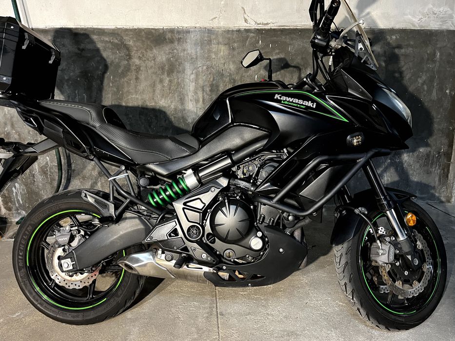 Kawasaki Versys 650 (2017) – Excelente Estado, Revisão Feita e Extras