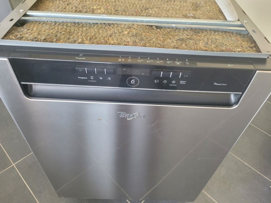 Sprzedam zmywarkę firmy Whirlpool z możliwością dostawy
