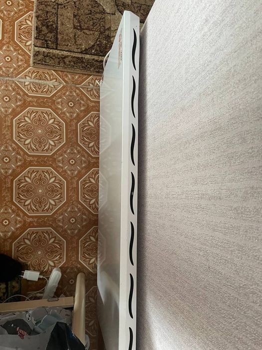 Продам  інфрочервону  панель SunWay SWRE 700 Вт,