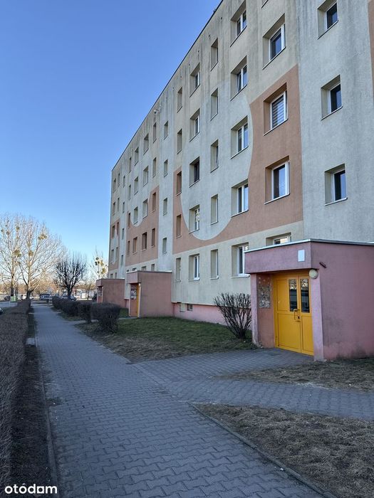 Przestronne 63m2 z dużym balkonem, pełny rozkład, dobrze zlokalizowane