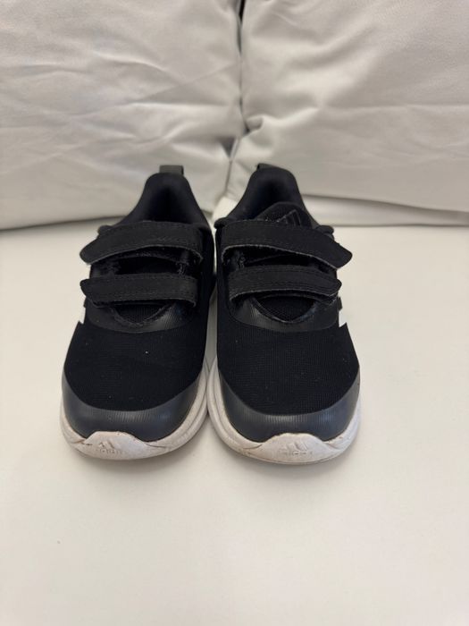 Кросівки Adidas, оригінал, 25-26 розмір, 16 см