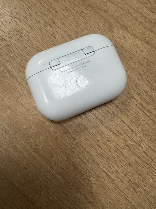 Кейс AirPods 2 Pro Б/У