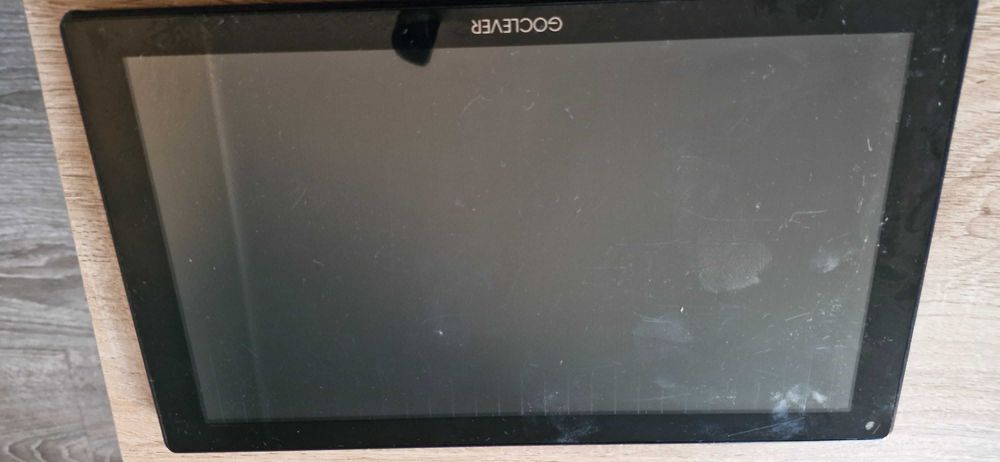 Sprzedam tablet goclever uszkodzony